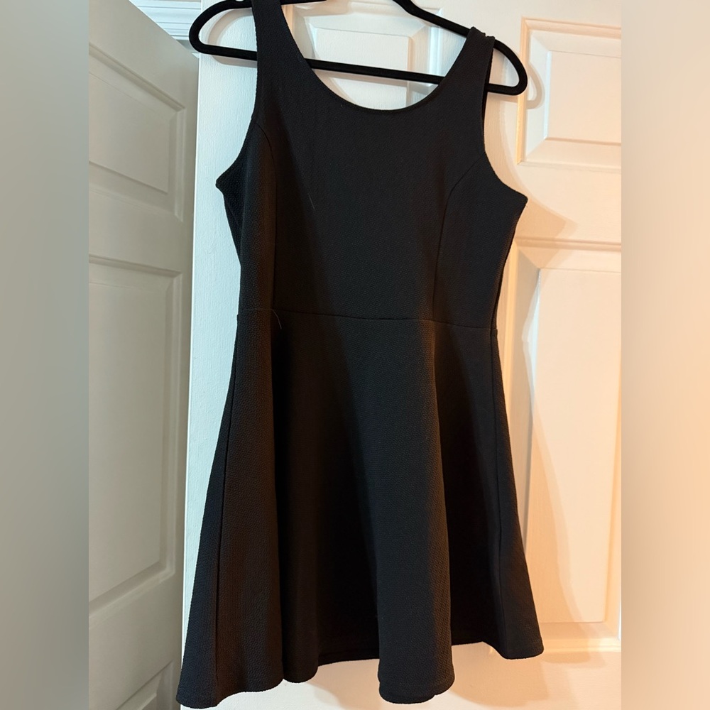 H&M Black Sleeveless A-Line Mini Dress